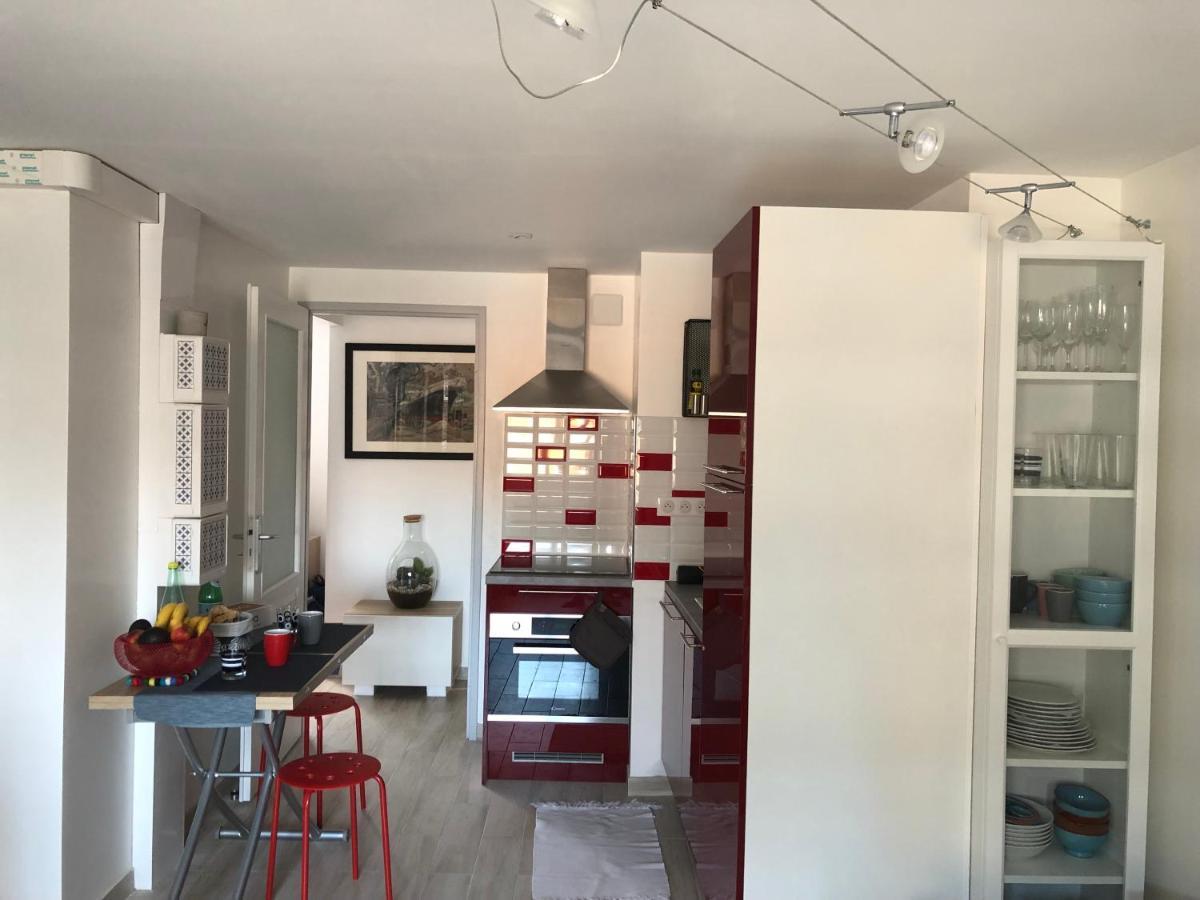 Apartment Leperi5scope